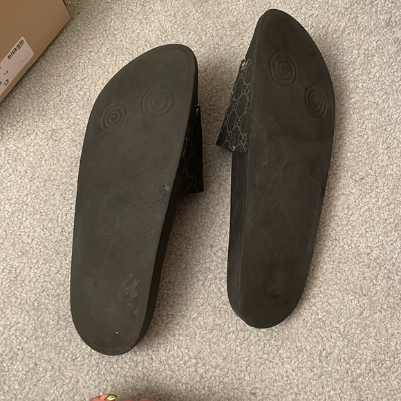 Gucci slides - Picture 4 of 10